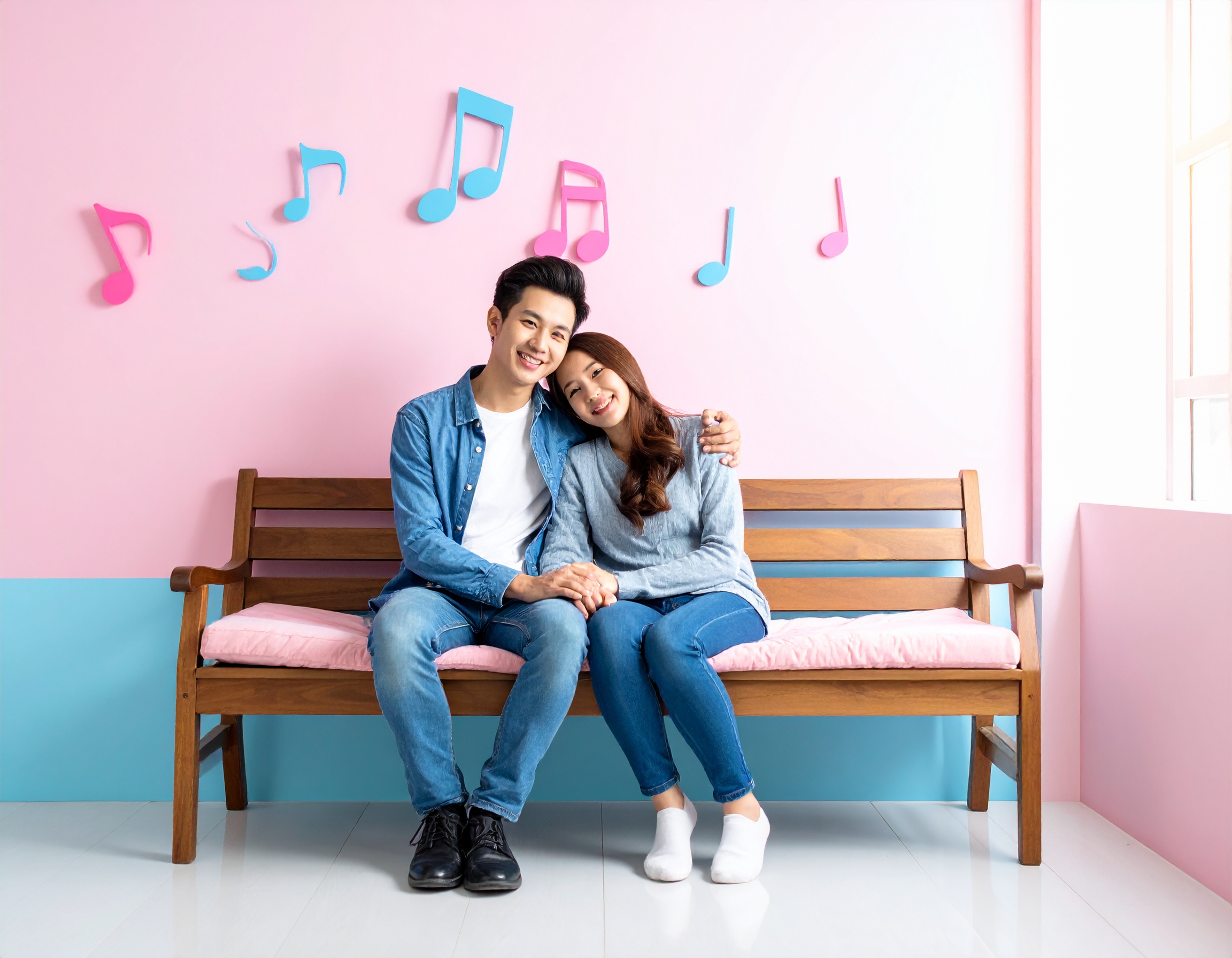 Happy couple musical